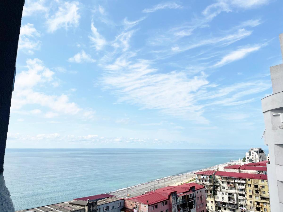 Beautiful Horizon First Line Apartman Batumi Kültér fotó