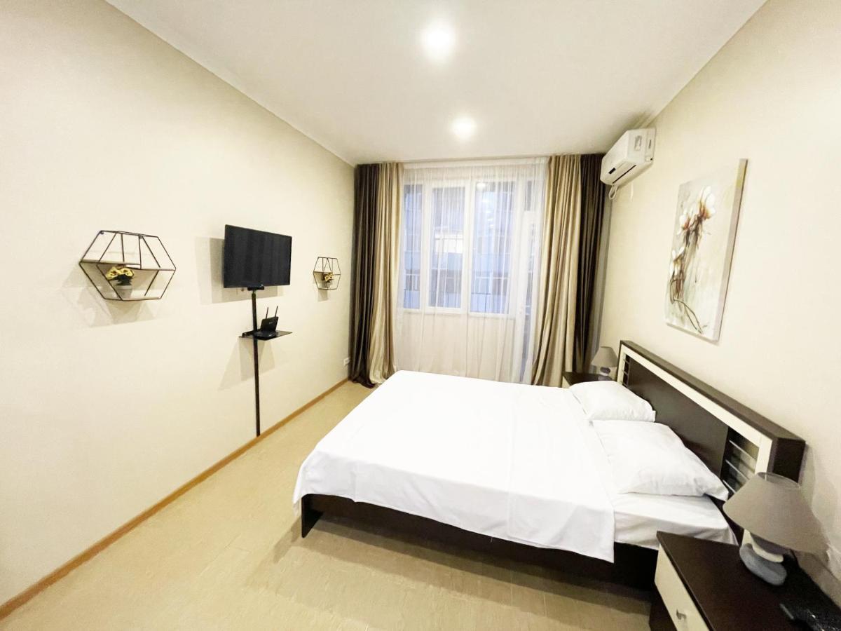Beautiful Horizon First Line Apartman Batumi Kültér fotó